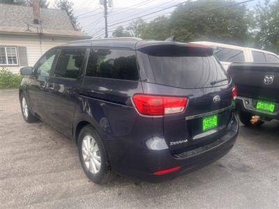 2017 Kia Sedona LX   - Photo 7 - Madison, OH 44057