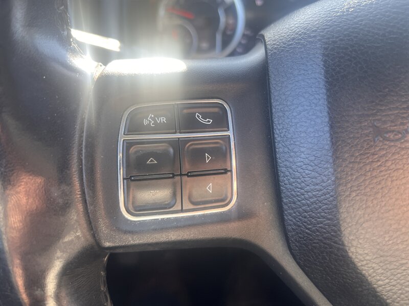 2016 RAM 1500 Big Horn - Photo 17 - Madison, OH 44057