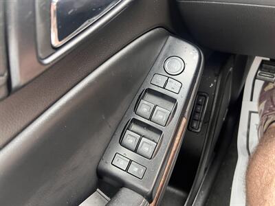 2017 Chevrolet Tahoe LT - Photo 19 - Madison, OH 44057