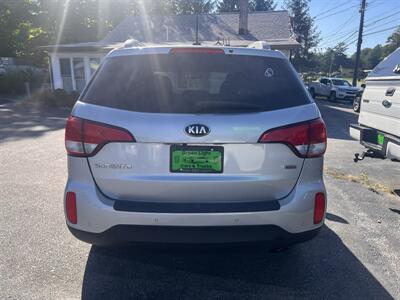 2015 Kia Sorento LX   - Photo 6 - Madison, OH 44057