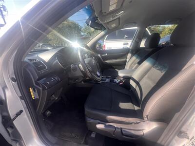2015 Kia Sorento LX   - Photo 9 - Madison, OH 44057