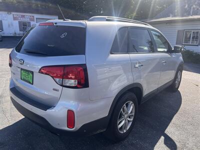 2015 Kia Sorento LX   - Photo 5 - Madison, OH 44057