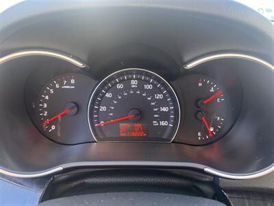 2015 Kia Sorento LX   - Photo 13 - Madison, OH 44057