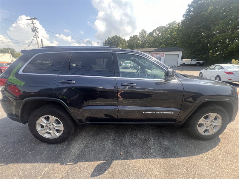 2015 Jeep Grand Cherokee Laredo - Photo 4 - Madison, OH 44057