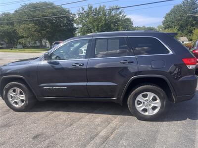 2015 Jeep Grand Cherokee Laredo - Photo 8 - Madison, OH 44057