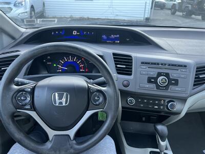 2012 Honda Civic LX   - Photo 10 - Madison, OH 44057