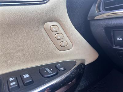 2013 Toyota Avalon XLE Touring - Photo 18 - Madison, OH 44057