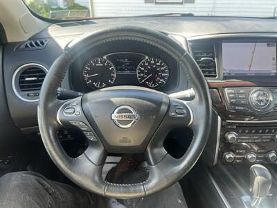 2016 Nissan Pathfinder Platinum - Photo 15 - Madison, OH 44057
