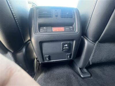 2016 Nissan Pathfinder Platinum - Photo 34 - Madison, OH 44057