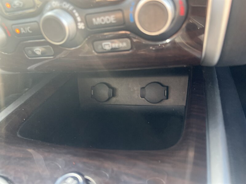 2016 Nissan Pathfinder Platinum - Photo 27 - Madison, OH 44057