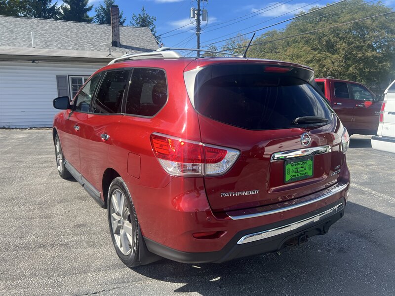 2016 Nissan Pathfinder Platinum - Photo 9 - Madison, OH 44057