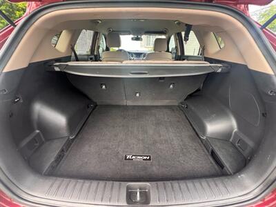 2017 Hyundai TUCSON SE   - Photo 27 - Madison, OH 44057