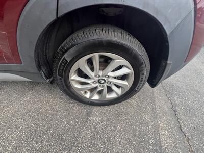 2017 Hyundai TUCSON SE   - Photo 38 - Madison, OH 44057