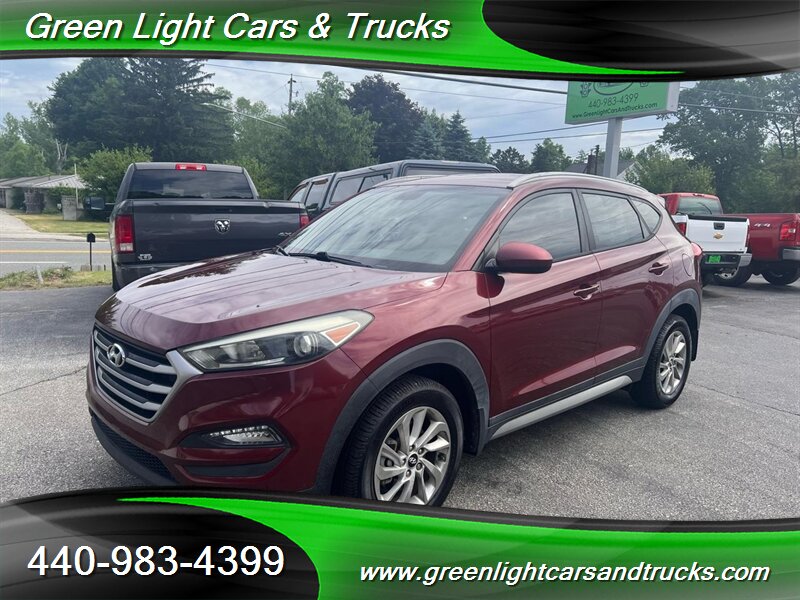 2017 Hyundai TUCSON SE   - Photo 1 - Madison, OH 44057