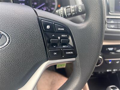 2017 Hyundai TUCSON SE   - Photo 13 - Madison, OH 44057