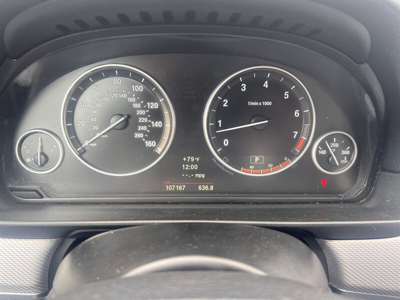2013 BMW 5 Series 528i xDrive - Photo 13 - Madison, OH 44057