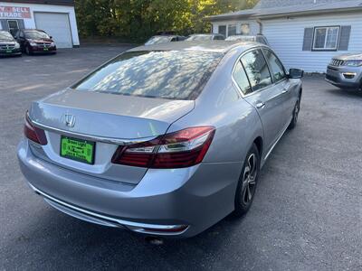 2017 Honda Accord LX - Photo 5 - Madison, OH 44057