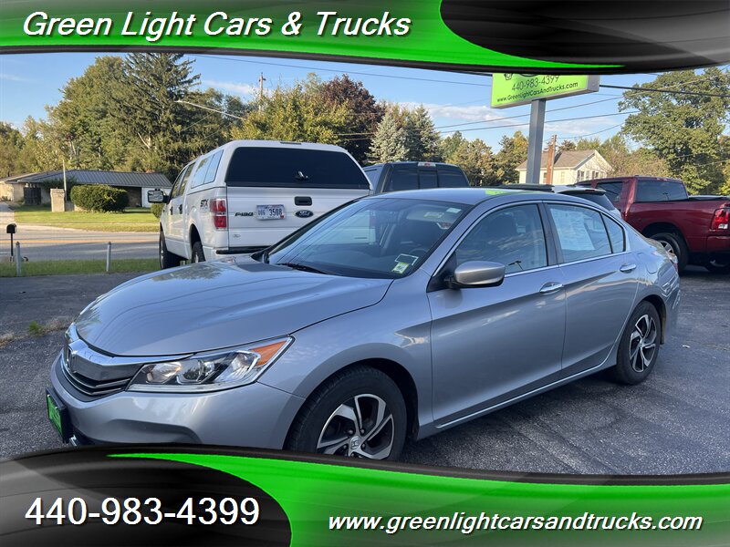 2017 Honda Accord LX   - Photo 1 - Madison, OH 44057