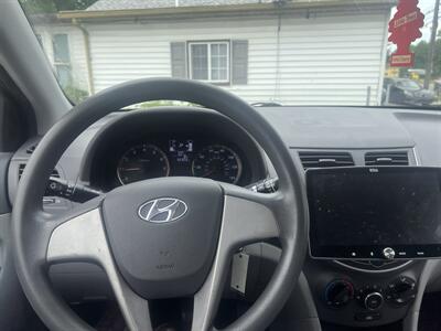 2016 Hyundai Accent SE - Photo 4 - Madison, OH 44057