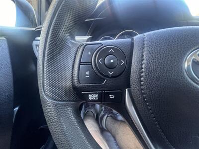 2014 Toyota Corolla LE - Photo 14 - Madison, OH 44057
