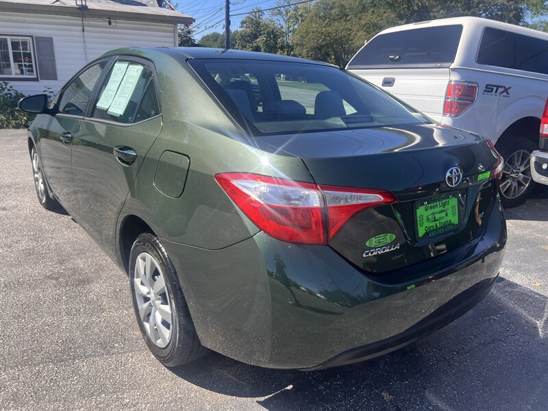 2014 Toyota Corolla LE - Photo 9 - Madison, OH 44057