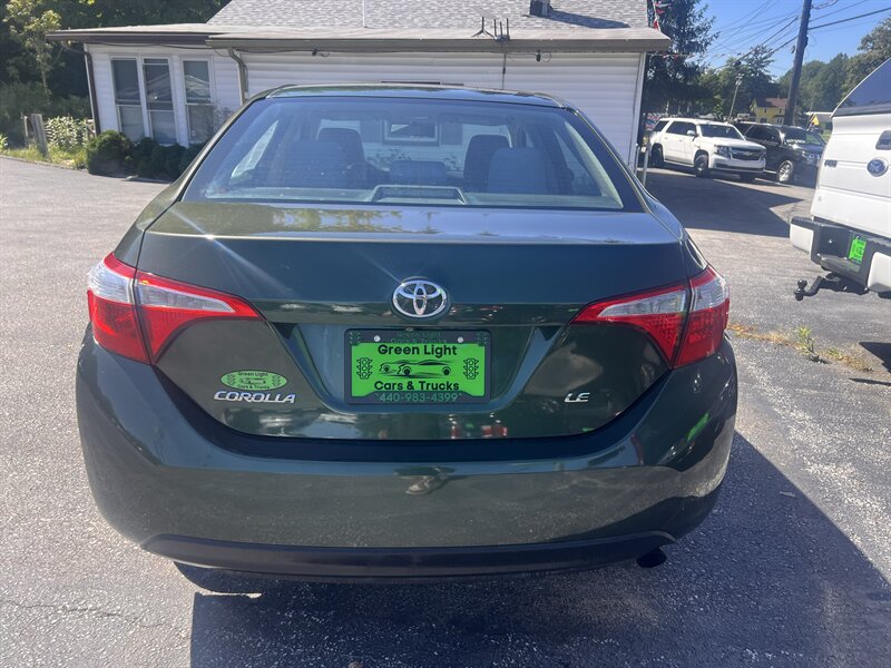 2014 Toyota Corolla LE - Photo 4 - Madison, OH 44057