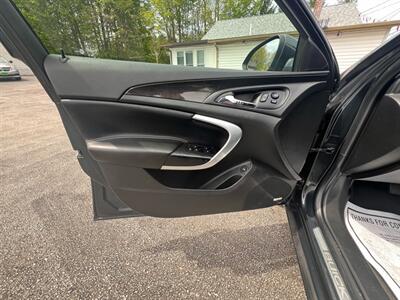 2016 Buick Regal Premium II - Photo 11 - Madison, OH 44057