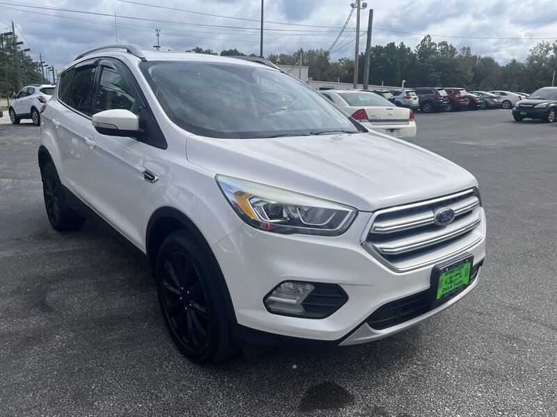 2017 Ford Escape Titanium - Photo 3 - Madison, OH 44057