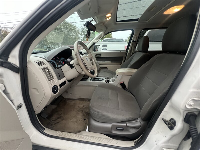 2010 Ford Escape XLT - Photo 9 - Madison, OH 44057