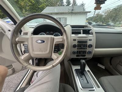 2010 Ford Escape XLT - Photo 12 - Madison, OH 44057