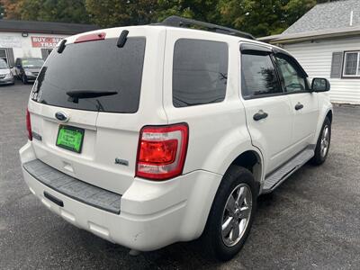 2010 Ford Escape XLT - Photo 5 - Madison, OH 44057