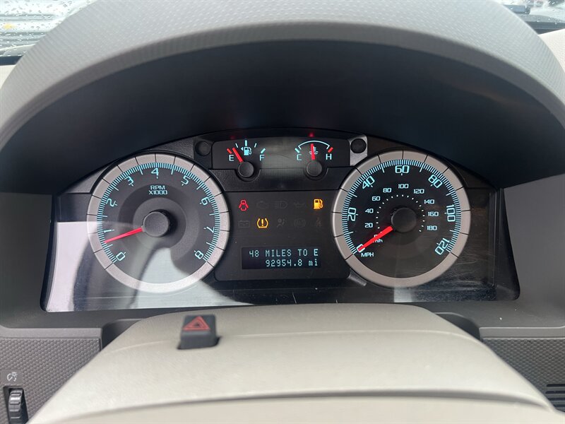 2010 Ford Escape XLT - Photo 11 - Madison, OH 44057