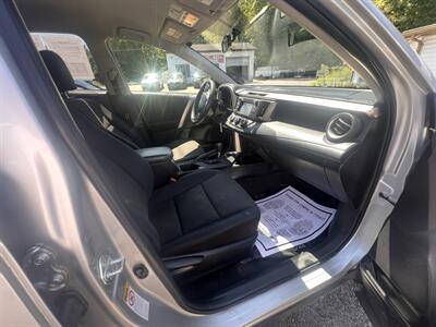 2015 Toyota RAV4 LE - Photo 36 - Madison, OH 44057