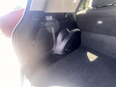 2015 Toyota RAV4 LE - Photo 32 - Madison, OH 44057