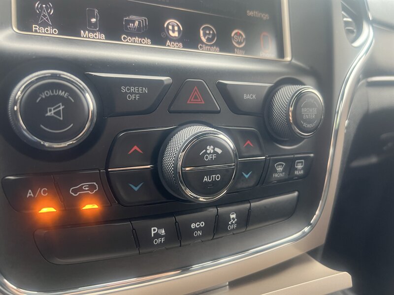 2015 Jeep Grand Cherokee Limited - Photo 19 - Madison, OH 44057