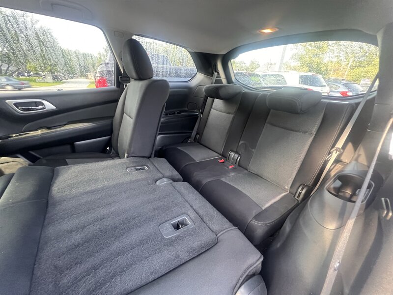2018 Nissan Pathfinder S - Photo 24 - Madison, OH 44057