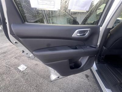 2018 Nissan Pathfinder S - Photo 21 - Madison, OH 44057