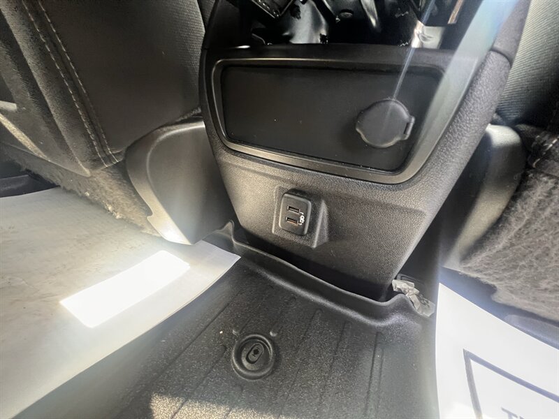 2017 Chevrolet Traverse LT - Photo 45 - Madison, OH 44057