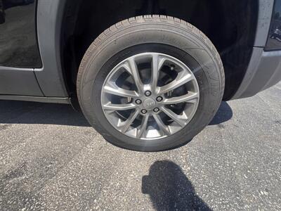 2019 Jeep Cherokee Latitude Plus - Photo 49 - Madison, OH 44057