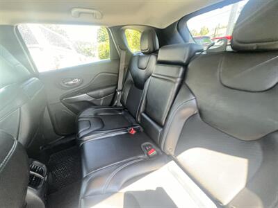 2019 Jeep Cherokee Latitude Plus - Photo 34 - Madison, OH 44057