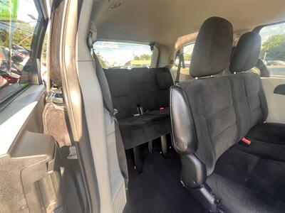 2017 Dodge Grand Caravan SE - Photo 29 - Madison, OH 44057