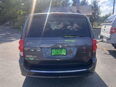 2017 Dodge Grand Caravan SE - Photo 6 - Madison, OH 44057