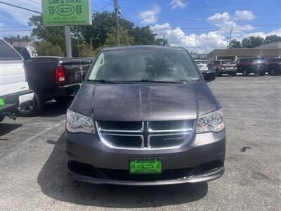 2017 Dodge Grand Caravan SE - Photo 2 - Madison, OH 44057