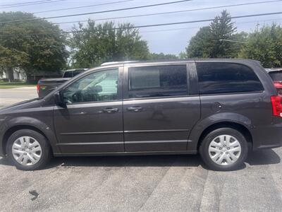 2017 Dodge Grand Caravan SE - Photo 8 - Madison, OH 44057