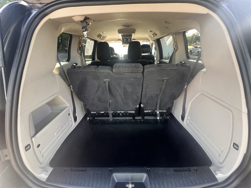 2017 Dodge Grand Caravan SE - Photo 23 - Madison, OH 44057