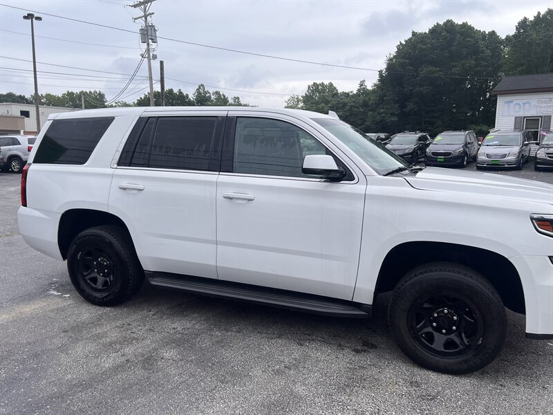 2017 Chevrolet Tahoe LT - Photo 3 - Madison, OH 44057
