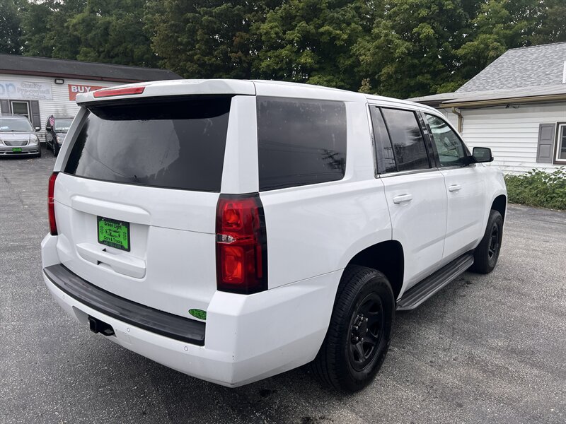 2017 Chevrolet Tahoe LT - Photo 8 - Madison, OH 44057