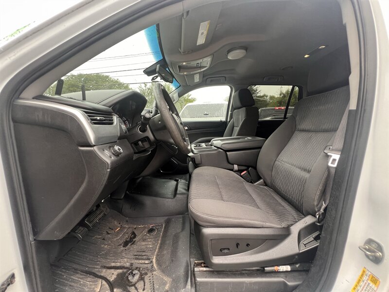 2017 Chevrolet Tahoe LT - Photo 9 - Madison, OH 44057