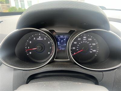 2013 Hyundai Veloster - Photo 12 - Madison, OH 44057