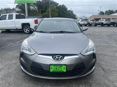 2013 Hyundai Veloster - Photo 2 - Madison, OH 44057